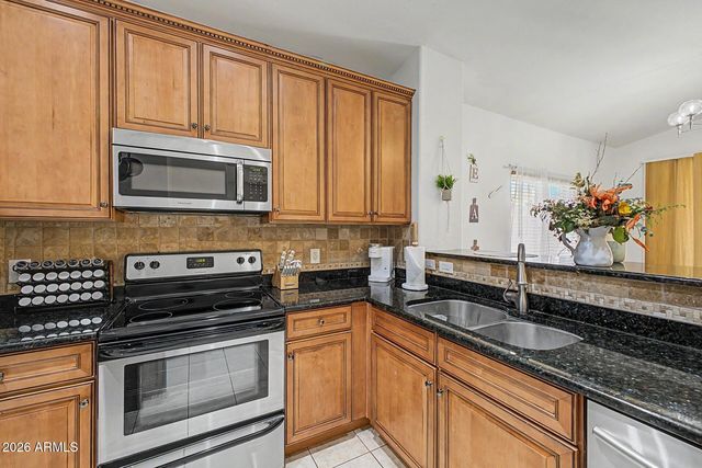 731 W MESQUITE TREE Lane, San Tan Valley, AZ 85143
