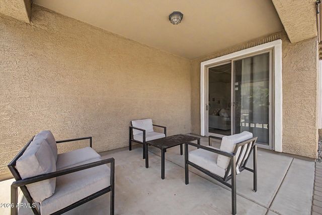 731 W MESQUITE TREE Lane, San Tan Valley, AZ 85143
