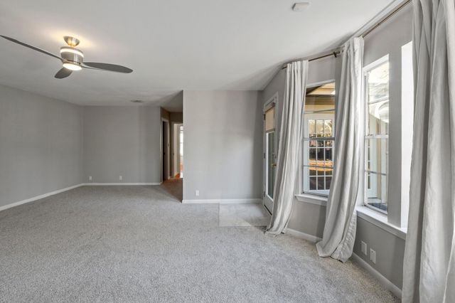 1000 Arcadia Ave, Austin, TX 78757