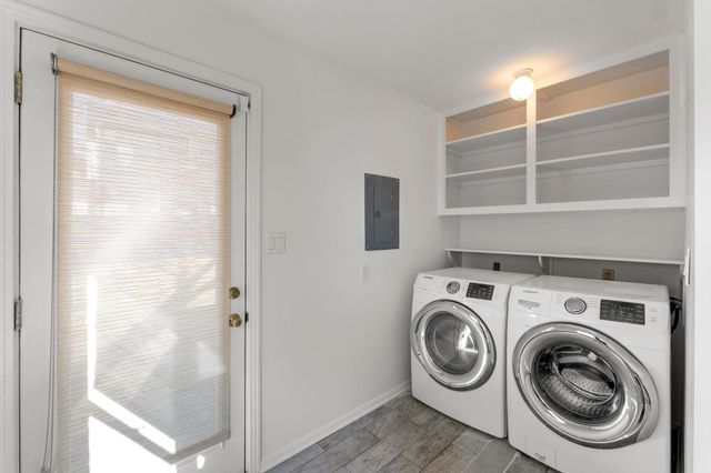 1000 Arcadia Ave, Austin, TX 78757