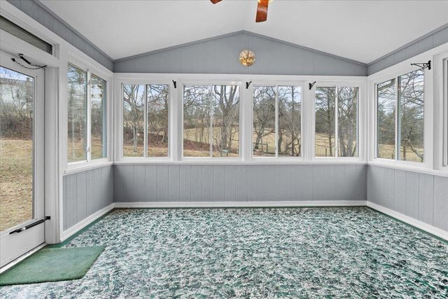 1297 Flowing Spring RD, Buchanan, VA 24066