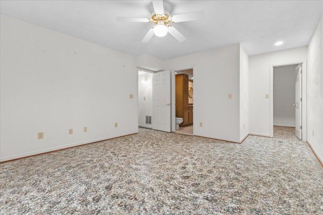 1297 Flowing Spring RD, Buchanan, VA 24066