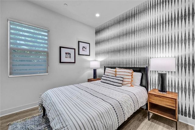 327 Novel, Irvine, CA 92618