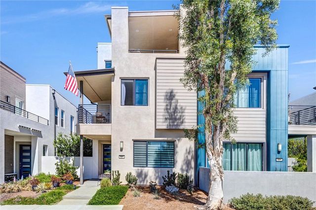 327 Novel, Irvine, CA 92618