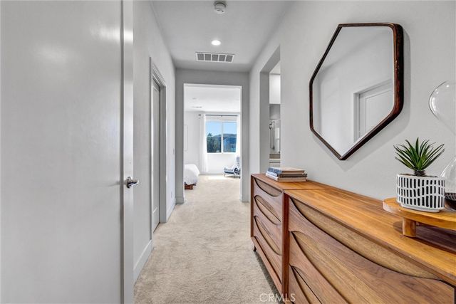 327 Novel, Irvine, CA 92618