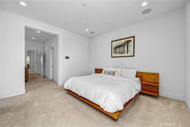327 Novel, Irvine, CA 92618