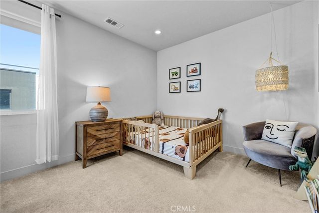 327 Novel, Irvine, CA 92618