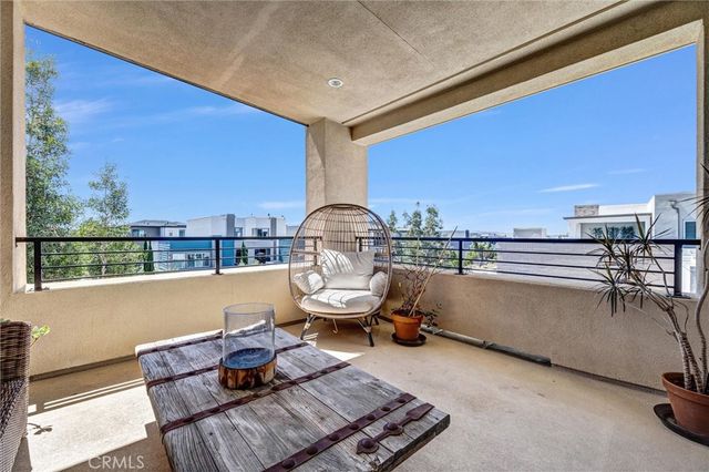 327 Novel, Irvine, CA 92618