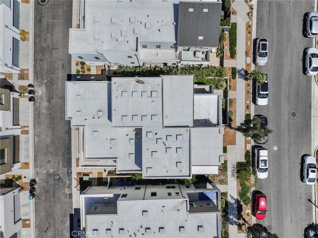 327 Novel, Irvine, CA 92618