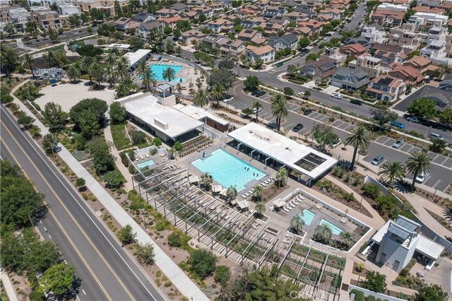 327 Novel, Irvine, CA 92618
