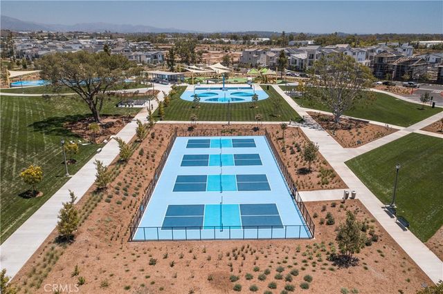 327 Novel, Irvine, CA 92618