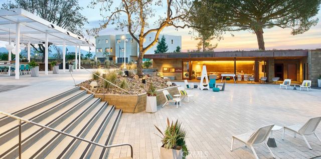 327 Novel, Irvine, CA 92618