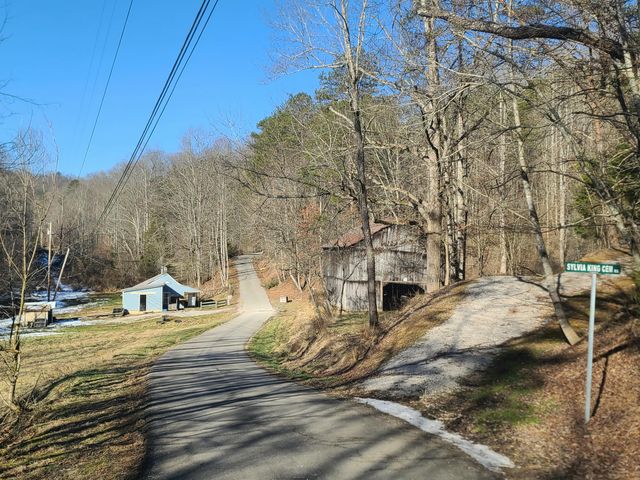 2839 Teges Creek Road, Manchester, KY 40962