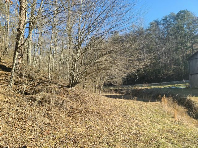 2839 Teges Creek Road, Manchester, KY 40962