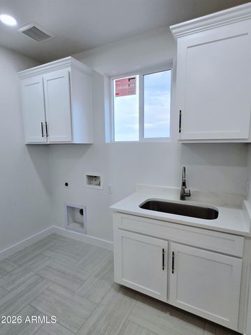 4412 S 384Th Drive, Tonopah, AZ 85354