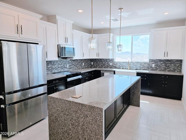 4412 S 384Th Drive, Tonopah, AZ 85354