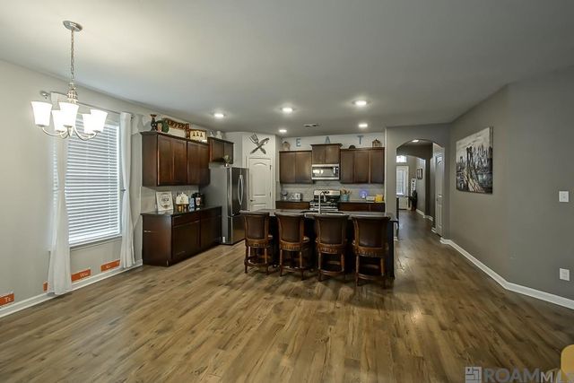 11383 Legacy Oaks Ln, Gonzales, LA 70737