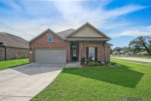 11383 Legacy Oaks Ln, Gonzales, LA 70737