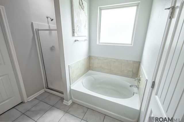 11383 Legacy Oaks Ln, Gonzales, LA 70737