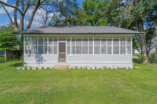 327 N Elm St, Douglass, KS 67039