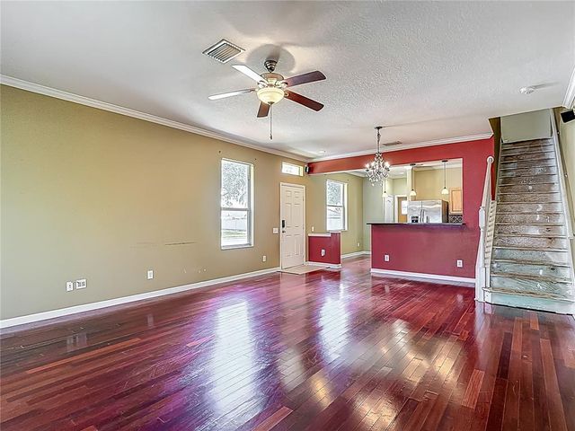 8576 SANDY BEACH ST, Tampa, FL 33634