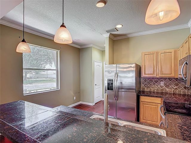8576 SANDY BEACH ST, Tampa, FL 33634