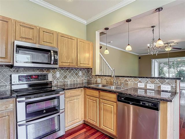8576 SANDY BEACH ST, Tampa, FL 33634