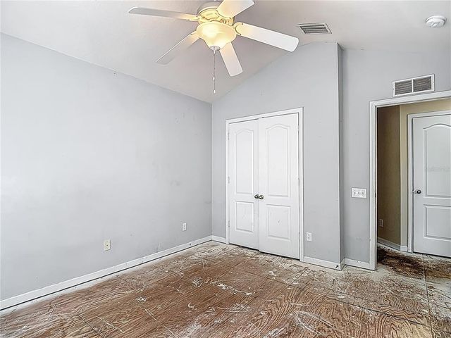 8576 SANDY BEACH ST, Tampa, FL 33634