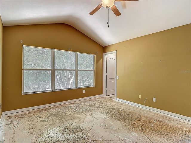 8576 SANDY BEACH ST, Tampa, FL 33634