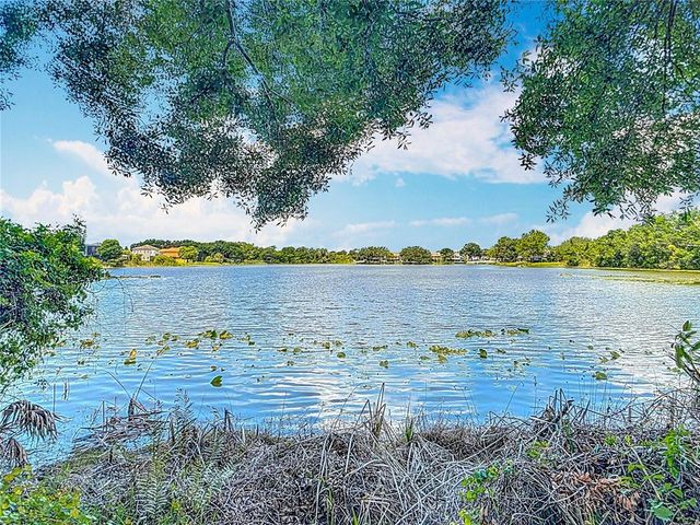 8576 SANDY BEACH ST, Tampa, FL 33634