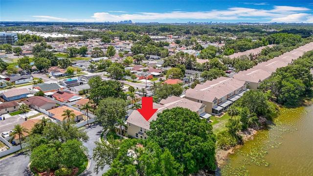 8576 SANDY BEACH ST, Tampa, FL 33634