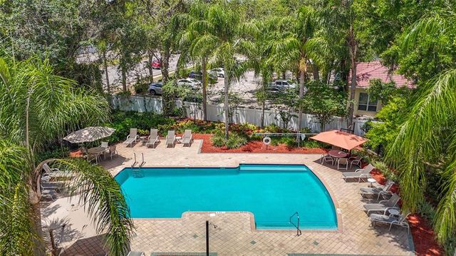 8576 SANDY BEACH ST, Tampa, FL 33634