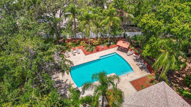 8576 SANDY BEACH ST, Tampa, FL 33634