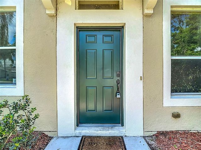 8576 SANDY BEACH ST, Tampa, FL 33634