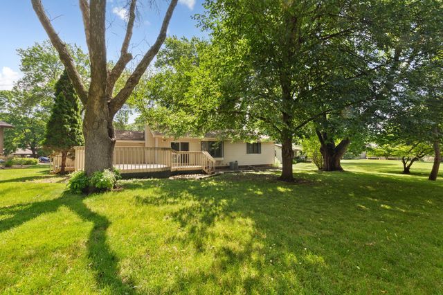 3404 Red Oak Circle N, Burnsville, MN 55337