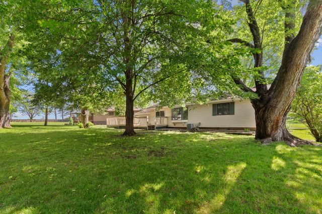 3404 Red Oak Circle N, Burnsville, MN 55337