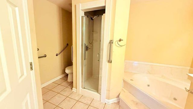 1180 WILLIAMSBURG DR, Atoka, TN 38004