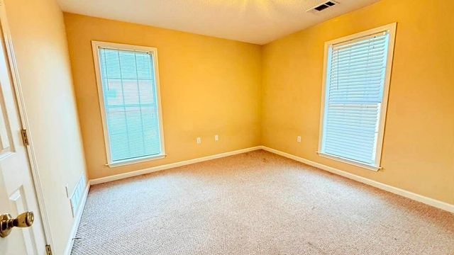 1180 WILLIAMSBURG DR, Atoka, TN 38004