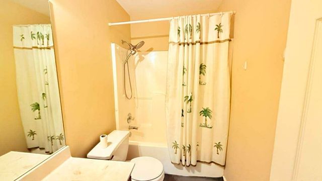 1180 WILLIAMSBURG DR, Atoka, TN 38004