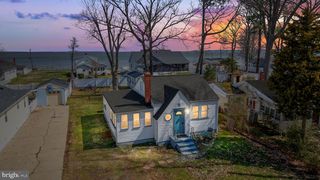 1212 LOSSING AVE, Colonial Beach, VA 22443