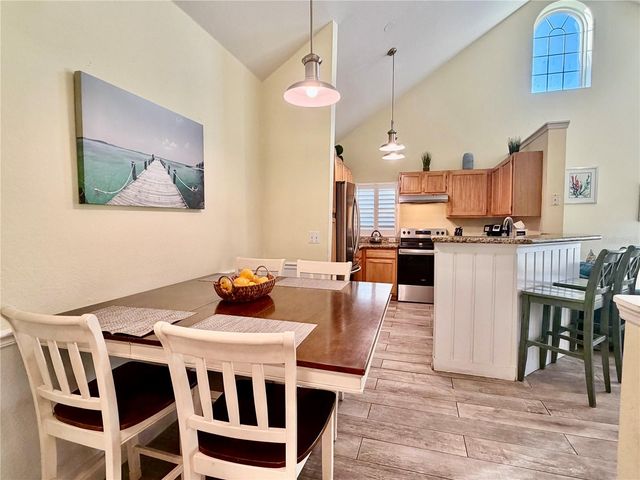 3006 BONFIRE BEACH DRIVE 202, Kissimmee, FL 34746