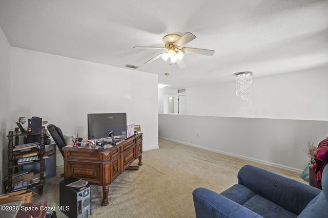 2771 Snapdragon Drive NW, Palm Bay, FL 32907