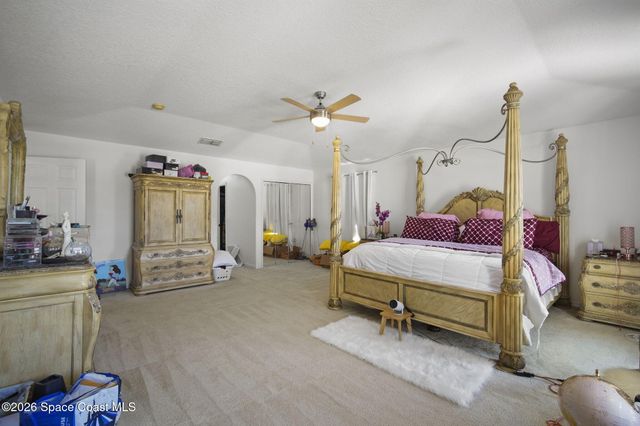 2771 Snapdragon Drive NW, Palm Bay, FL 32907