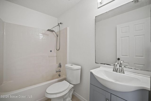 2771 Snapdragon Drive NW, Palm Bay, FL 32907