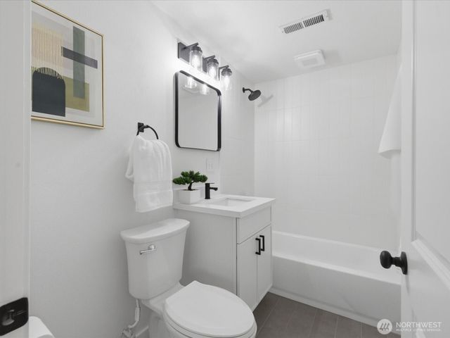 23208 54th Ave W, Mountlake Terrace, WA 98043