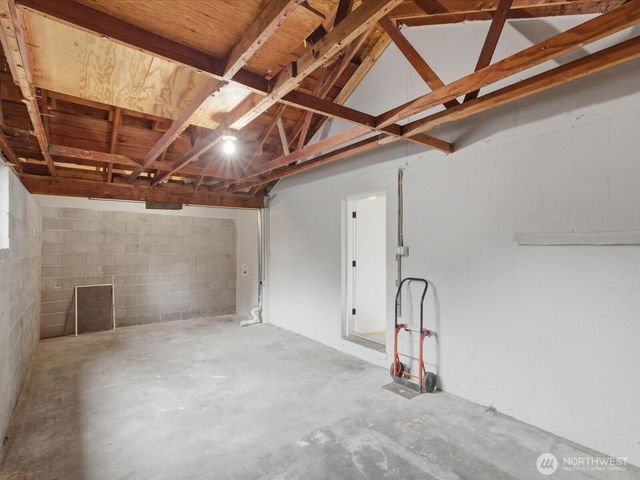 23208 54th Ave W, Mountlake Terrace, WA 98043