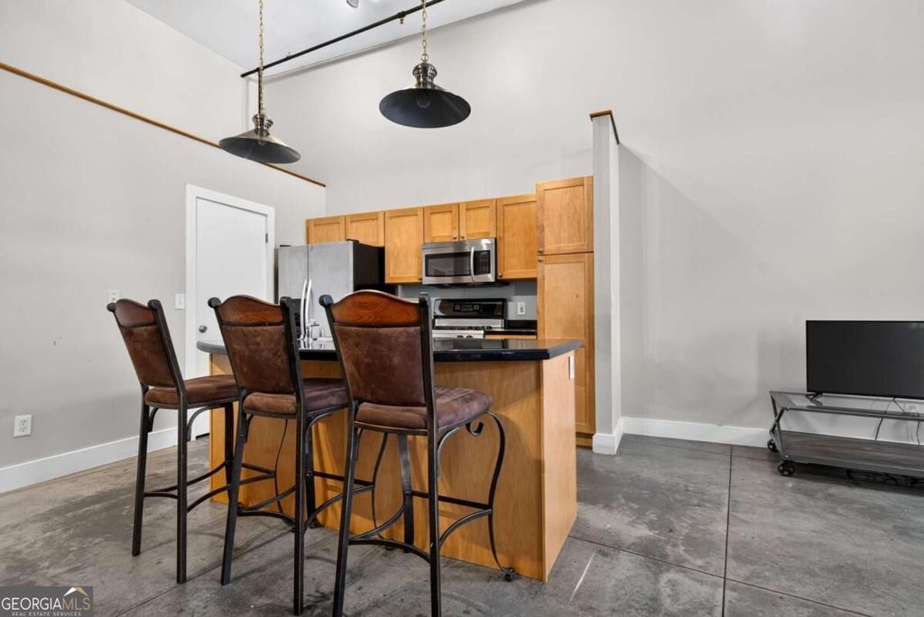 350 Peters Street SW 3, Atlanta, GA 30313 — exterior