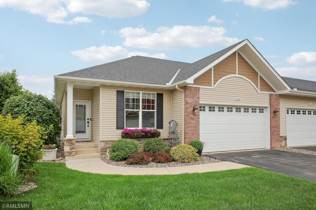 7760 Madelyn Creek Drive, Victoria, MN 55386