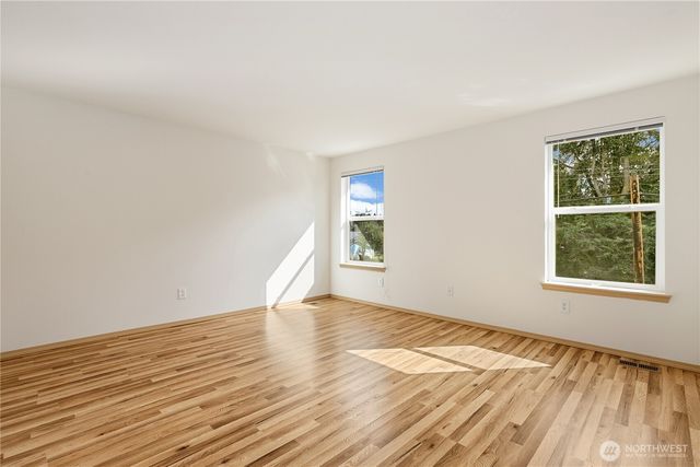 11429 SE 195th Place, Kent, WA 98031