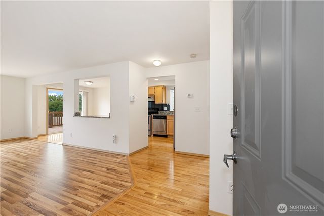 11429 SE 195th Place, Kent, WA 98031